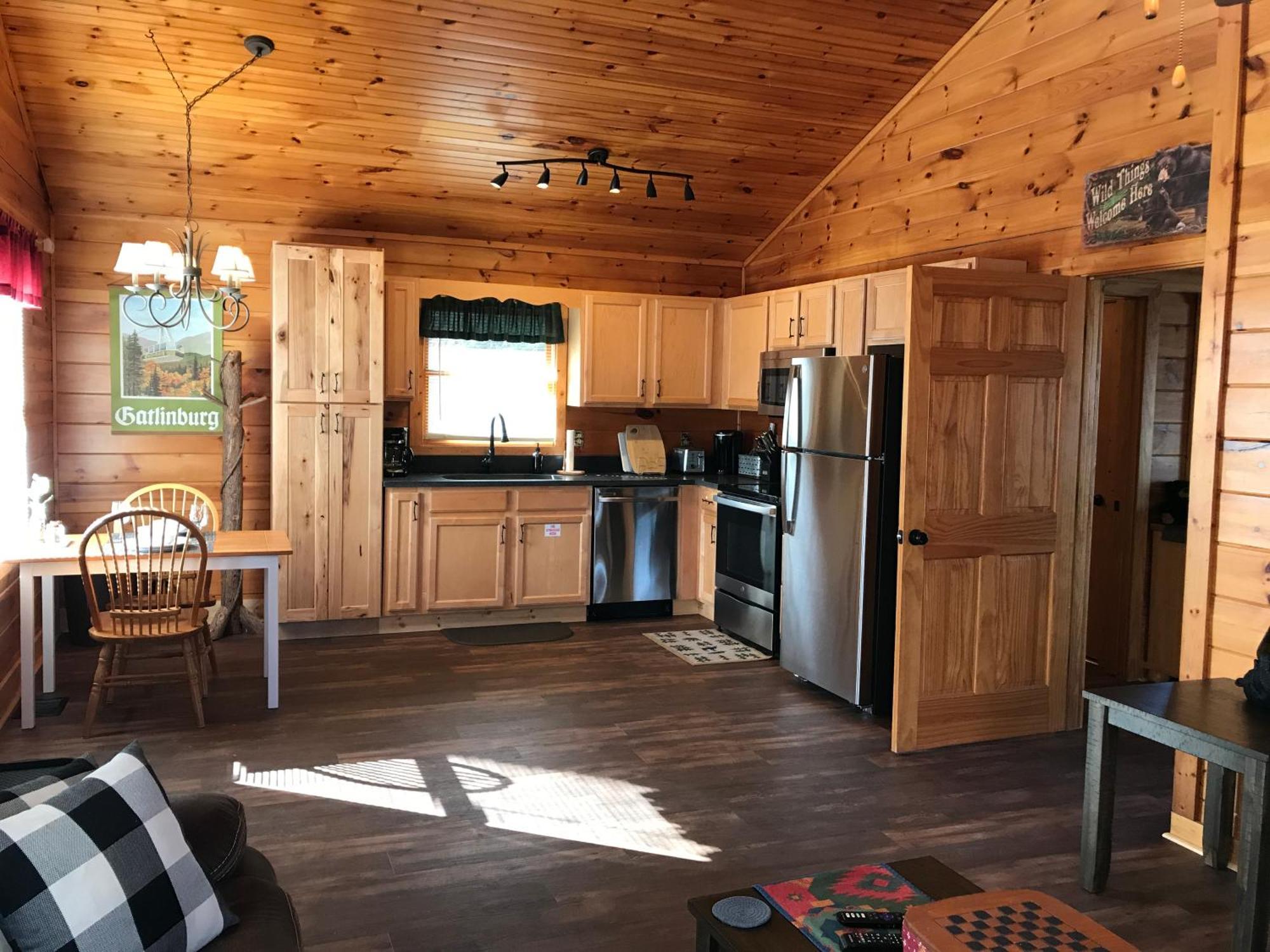 Black Bear Cove Gatlinburg Exterior photo